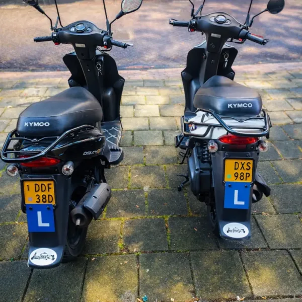 Tarieven bromfietsrijles in Amsterdam en Zaanstad bij Rijschool Roadkingz